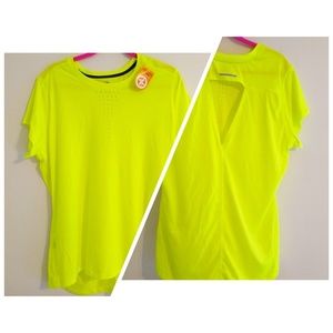 🍁 NWT Neon Champion Duo Dry Vented Athletic Top